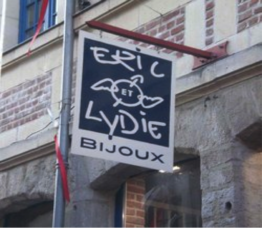 フランス　パリ旅行のお土産に！ファッションの街おしゃれなアクセサリーブランド、Eric et Lydie（エリック・エ・リディ）