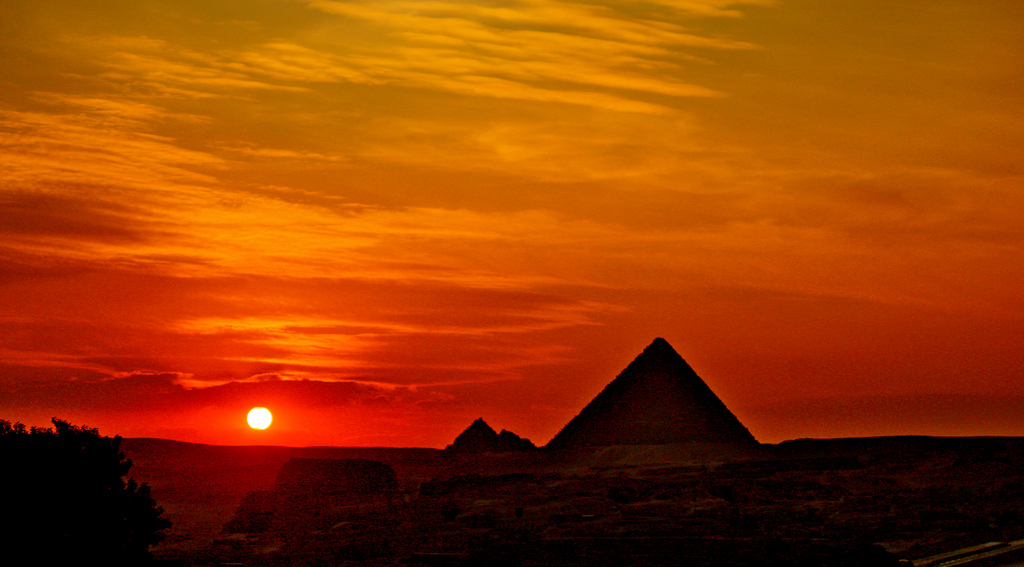 エジプトに行くなら必見！ギザのピラミッドとスフィンクス