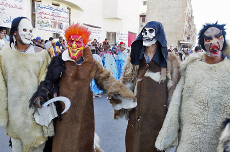 「モロッコのハロウィン」ブージュールド祭り（Boujloud Festival）はナマハゲがいっぱい